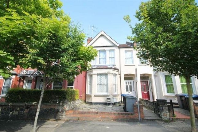 Thumbnail Flat to rent in Chandos Road, London