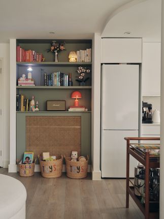 Consort Rise House , Buckingham Palace Road, London photo 3