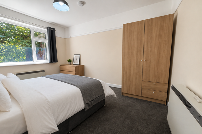 Room 3, 1, Preston Grove, Somerset, . photo 3