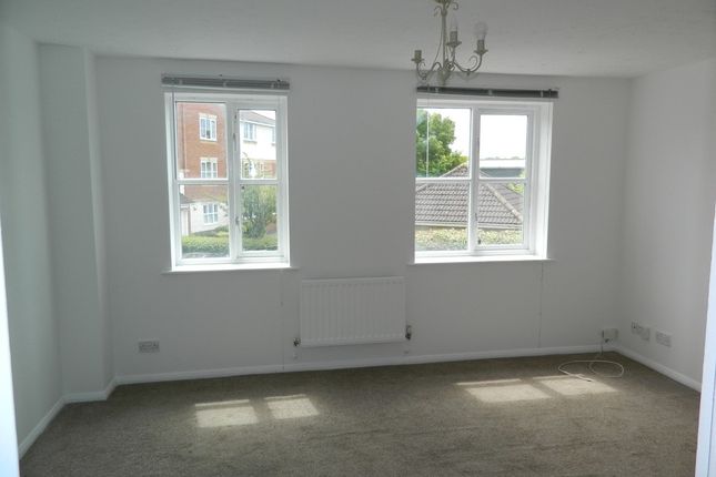 5, Spencer Villas, Richards Way, Cippenham photo 4
