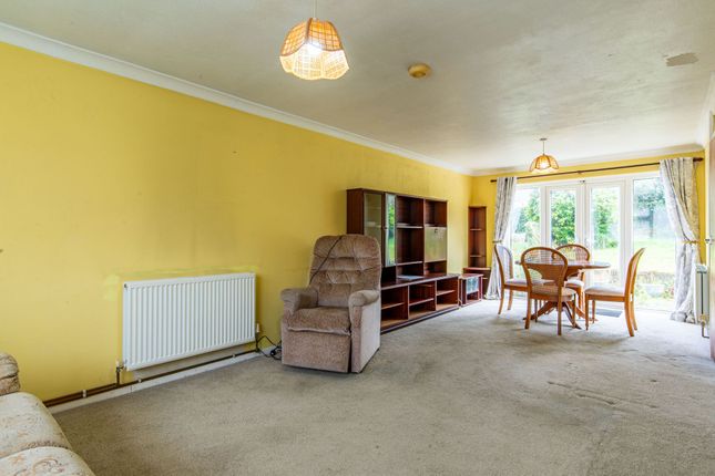 24 Highwood Park, Liskeard photo 3