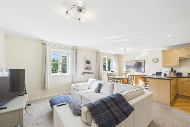 36, Riverside Place, Stamford photo 2