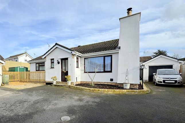 Thumbnail Bungalow for sale in Keevil Avenue, Calne, Wiltshire