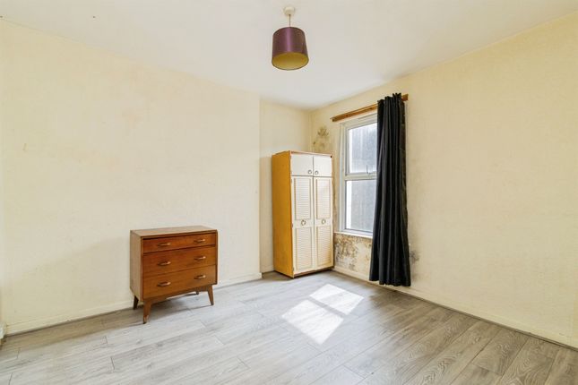 88, Hele Road, Torquay photo 4