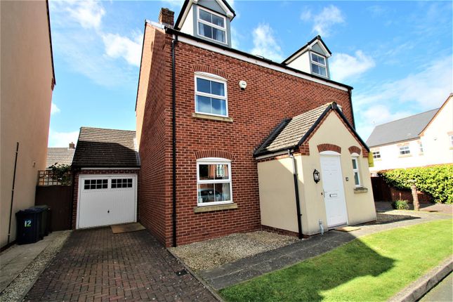 Thumbnail Detached house to rent in Feltham Way, Tewkesbury