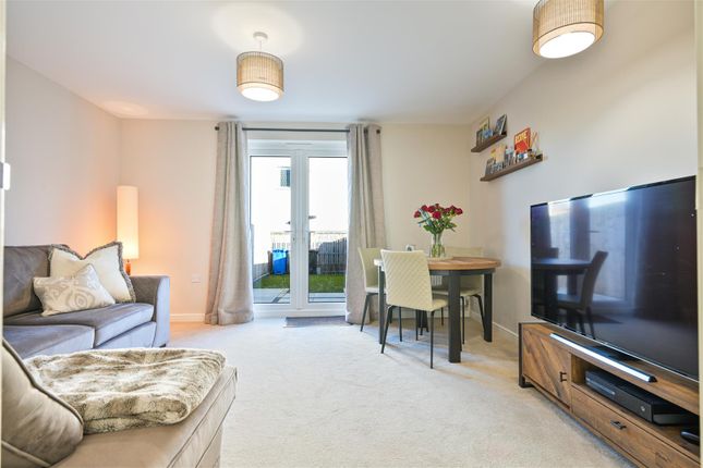 57, Partridge Crescent, Glasgow photo 4