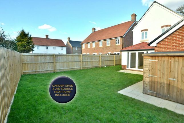 21, Platinum Way, Corfe Mullen photo 2