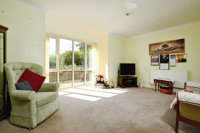 Flat 1, Redwood Lodge, Northwood Square, Fareham photo 2