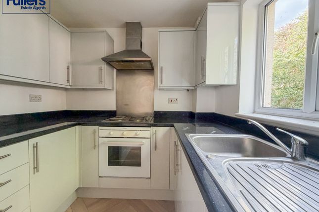 5, Tysoe Avenue, Enfield photo 4