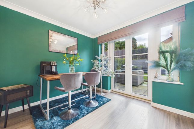 20, Elie Road, Glasgow photo 3
