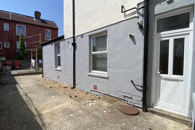 Ground Floor - Flat One, 23 - 25, St Andrews Road, Portsmouth photo 4