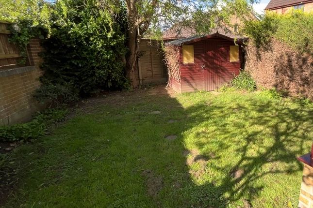 Property to rent in Morden Close, Bracknell