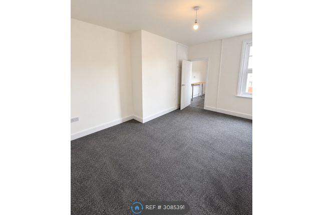 3-bed flat on Newcastle Upon Tyne, £650/mo