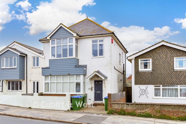 1-bed flat on Hoddern House, South Coast Road, Peacehaven, £205,000