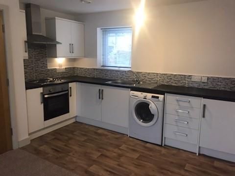 19, Caldercliffe Road, Huddersfield photo 2