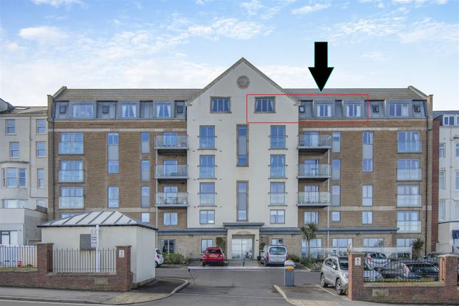 Flat for sale in North Marine Road, Scarborough