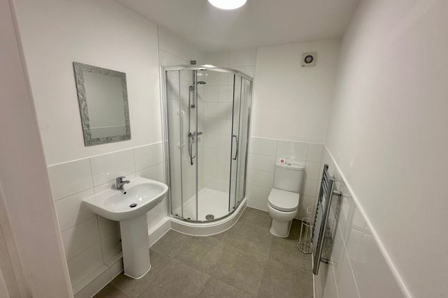 Flat 9, Barnoldswick photo 4