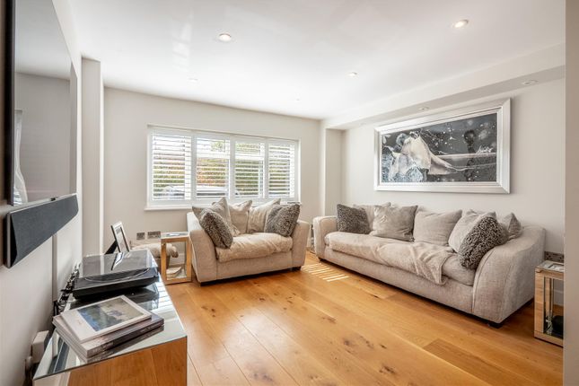 143, London Road, Hertford photo 4