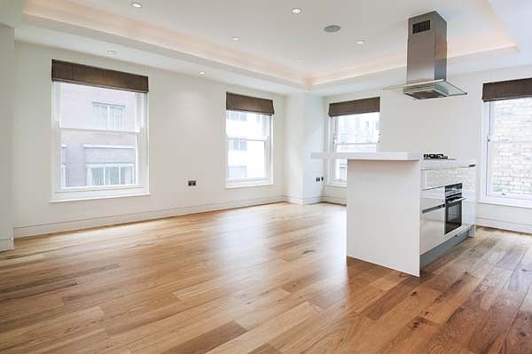 Thumbnail Flat to rent in Dover Street, Mayfair, London