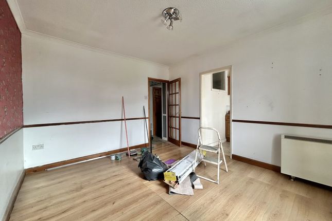 Flat 2, Radiant House, Martock photo 3