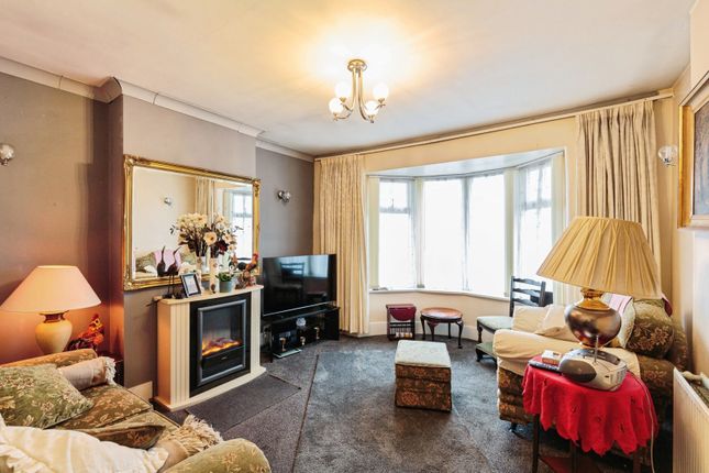 Top Flat, 6, Mossom Lane, Lancashire photo 3