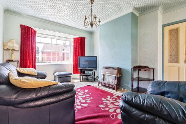 31, Hazel Drive, West Yorkshire photo 2
