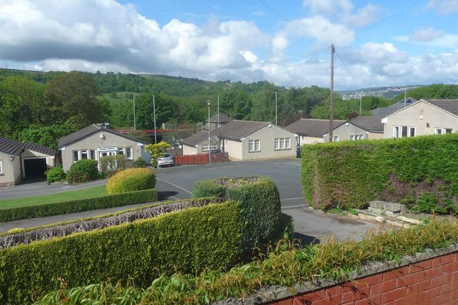 Thumbnail Detached bungalow to rent in Heaton Avenue, Sandbeds, Keighley