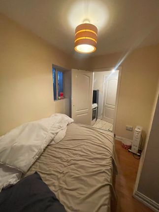 Maynard Close, Erith photo 2