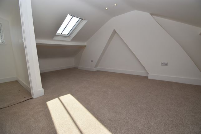 Terraced house to rent in Mill Street, Leamington Spa, Warwickshire