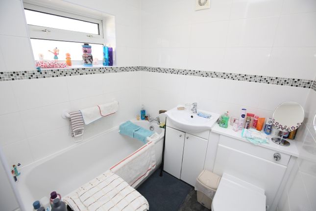 Semi-detached house for sale in Stratford Avenue, Atherstone