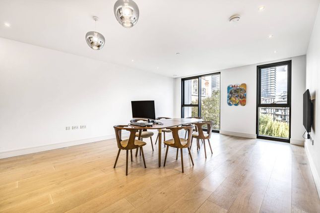 Thumbnail Flat for sale in Harbour Avenue, Chelsea Harbour, London