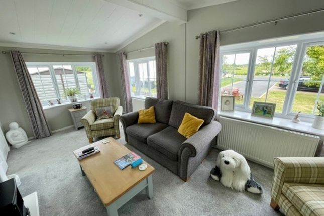7 Harbour Place, Shotley Country Park, Ipswich photo 2