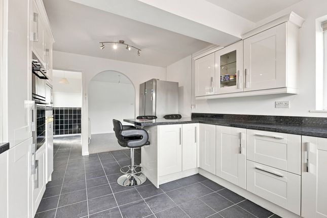 2, Neville Close, Thetford photo 4