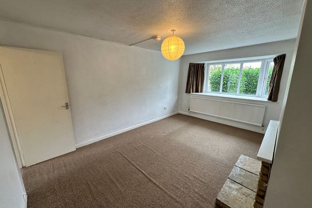 22, Sates Way, Henleaze photo 4