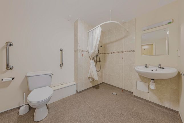 29 Lea Court New Road, Crewe photo 4