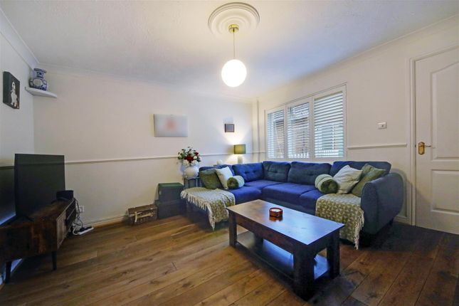 29, Hamblings Close, Shenley photo 3