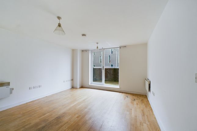 Thumbnail Flat to rent in Staten Court, 84 Tradewind Square, City Centre, Liverpool