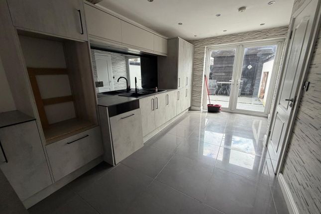 26., Elm Avenue, Manchester photo 3