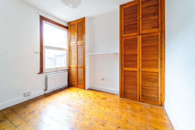 26, Elthorne Road, Archway photo 4