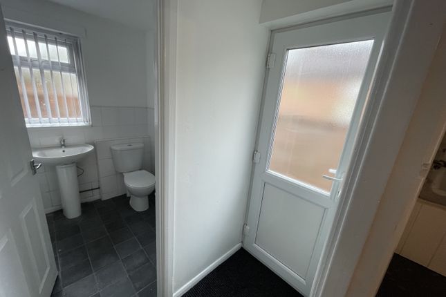 Terraced house to rent in Nicholson Street, Hull