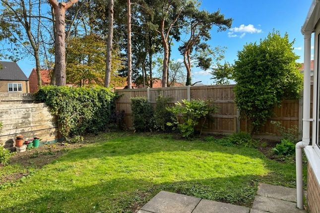 Glenfield Drive, Kirk Ella photo 2