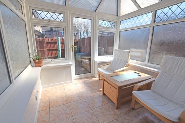 30, Downlands Way, Cardiff photo 3