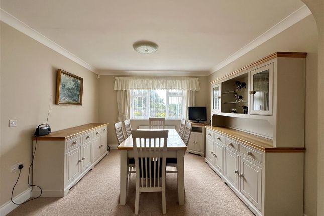 2, Hemingford Rise, Hastings photo 2