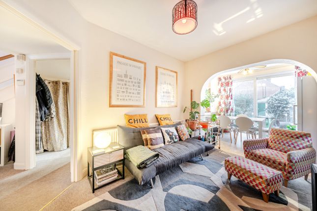 29, Tamworth Park, Mitcham photo 4