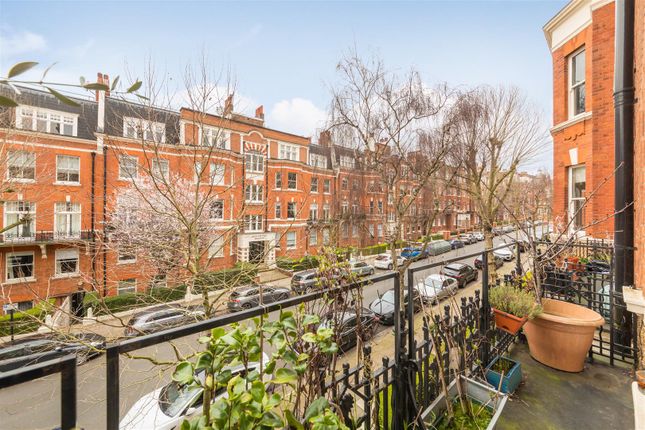 Flat to rent in Cannon Hill, West Hampstead
