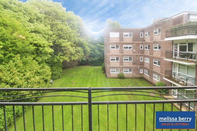 10, Sommerville Court, Salford photo 5