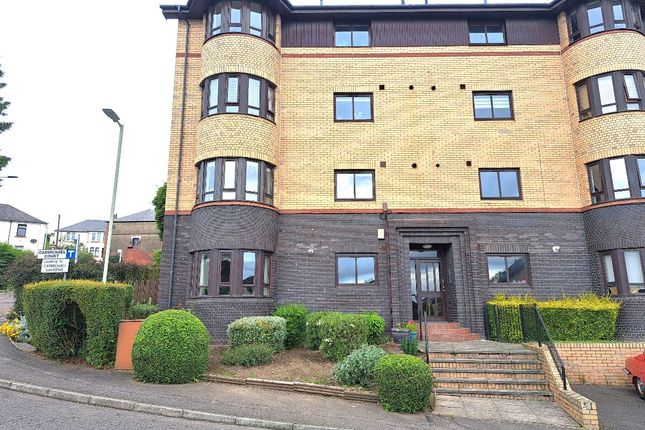 Flat to rent in Carmichael Court, Dundee