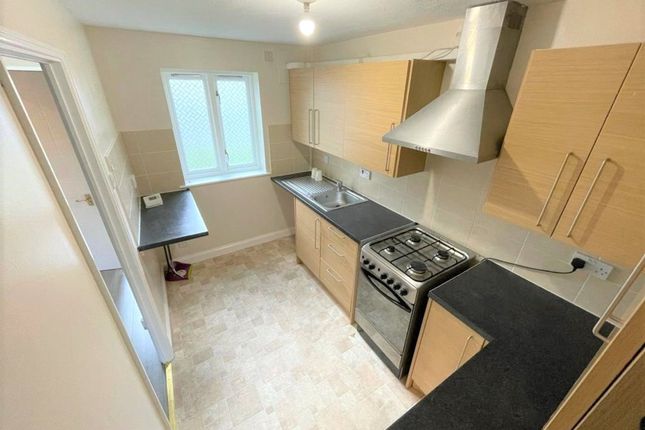 4, Kesworth Drive, Telford photo 4