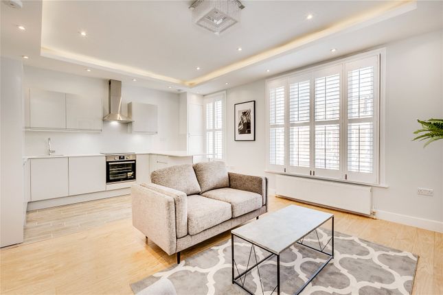 Thumbnail Flat to rent in Eardley Crescent, Earls Court, London