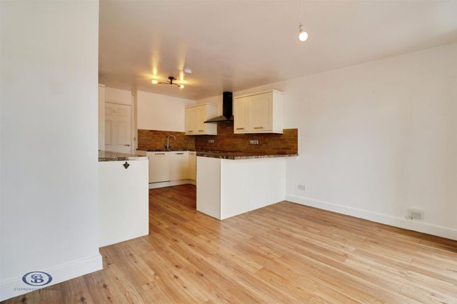 72, Longton Road, Stoke-On-Trent photo 2